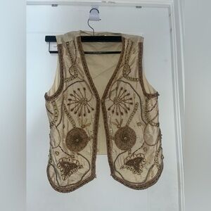 EUC Vintage Rafaella Beautiful 100% Silk Women's Vest with Wood Beads Size Small